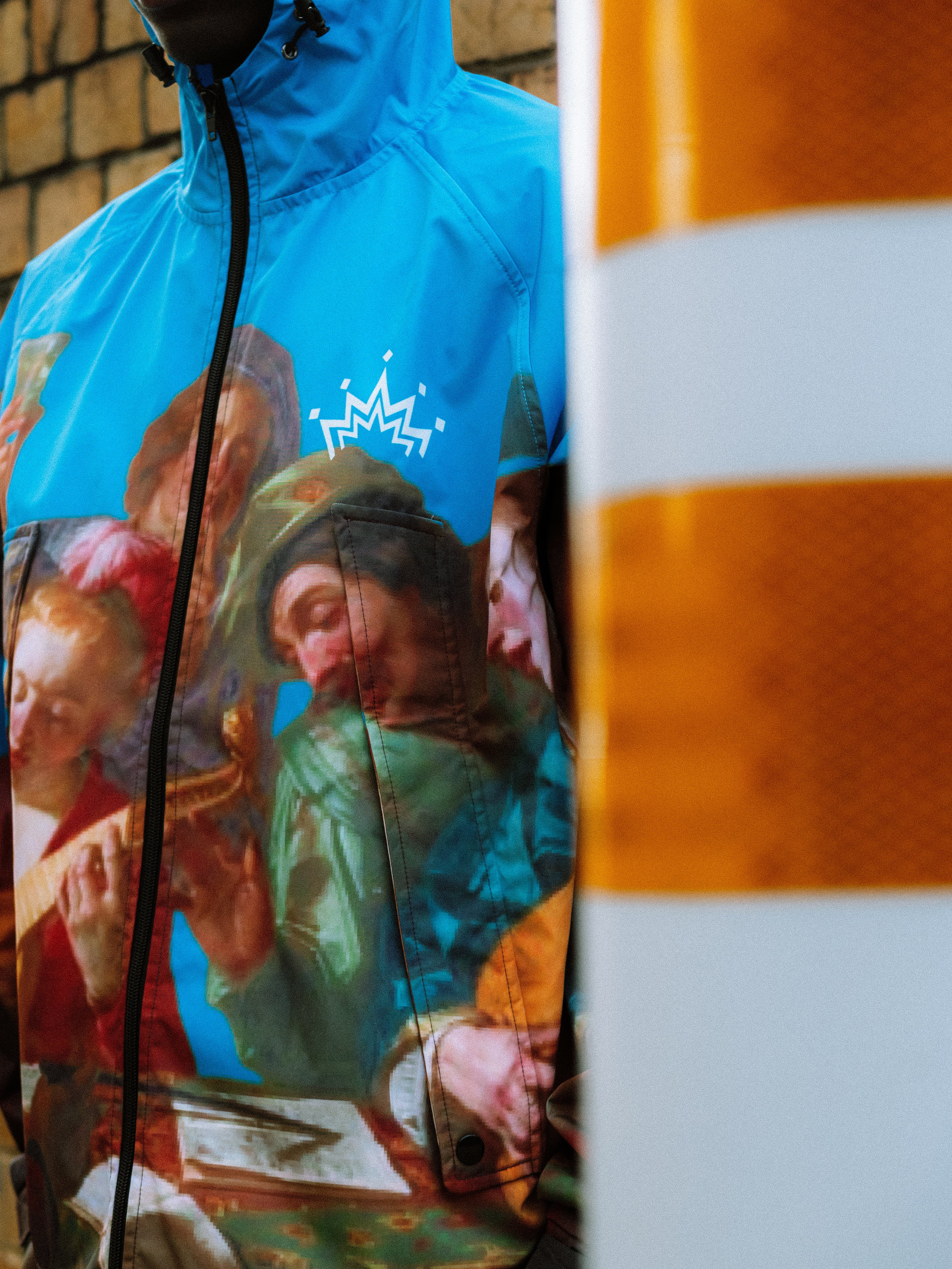 Overthrown windbreaker